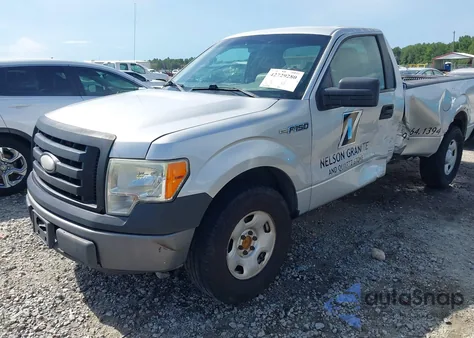 2009 Ford F-150 Xl z USA, uszkodzony, nr VIN 1FTRF12879KA90540